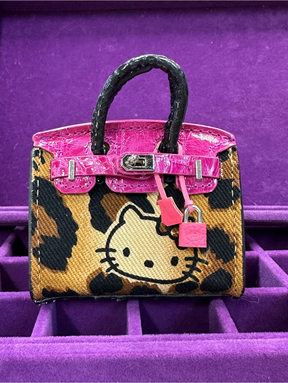 🐆💗 leopard kitty mini bag charm